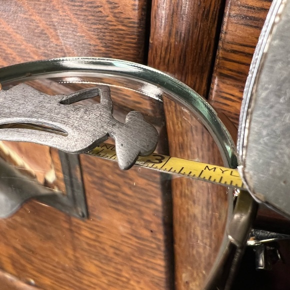 3/$30 Vintage Woman with Dog Brooch - Picture 4 of 5